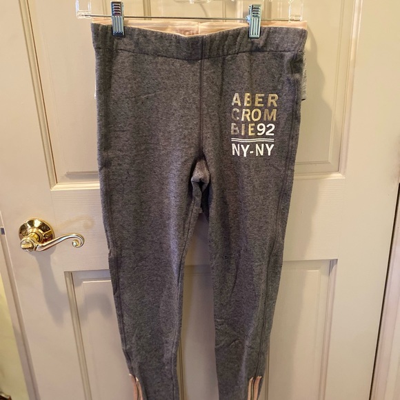 Abercrombie workout Set - Picture 3 of 4